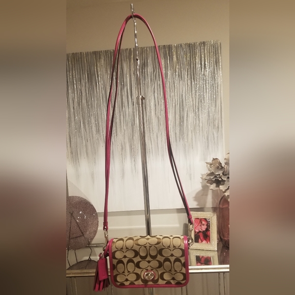 COACH Legacy Signature C Penny Crossbody - Picture 12 of 12